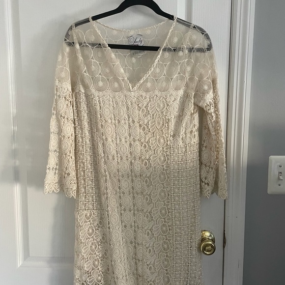 Ivory lace crochet dress - Picture 3 of 4